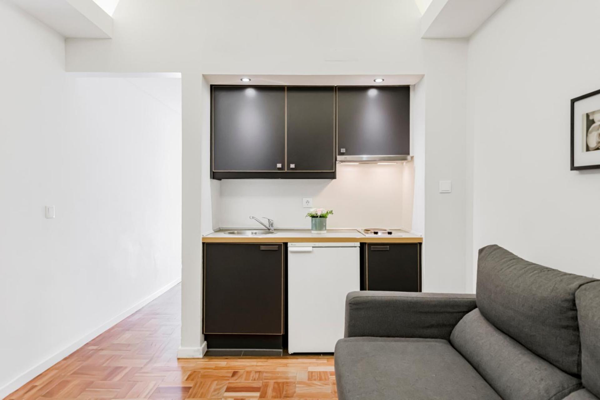 Studio,1585461331:JPEG